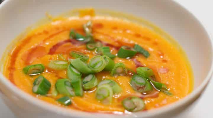 21 Paleo Vegetable Soup Recipes - Looking for an amazing paleo vegetable soup recipe? This roundup compares 21 of the best recipes, including: paleo vegetable beef soup, AIP, paleo vegan and slow cooker paleo vegetable soup.